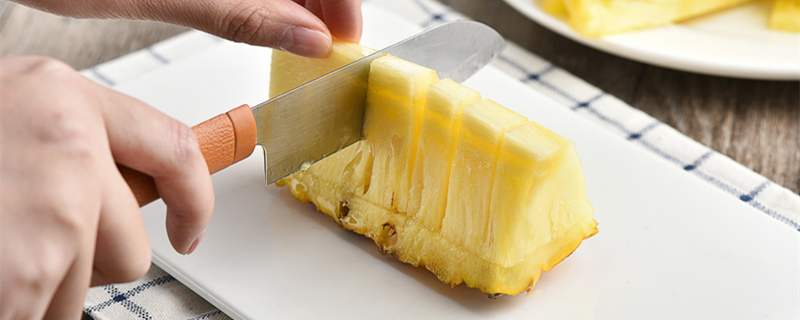 菠萝用盐水泡多久