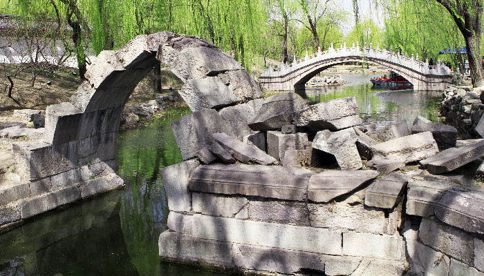 火烧圆明园发生在哪一年