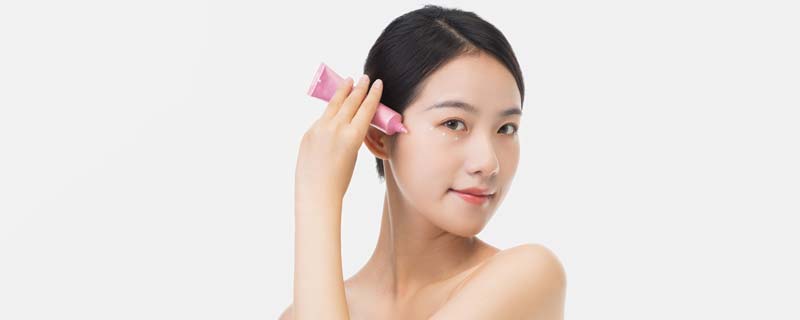 泊美眼霜适合什么年龄 泊美眼霜的使用方法